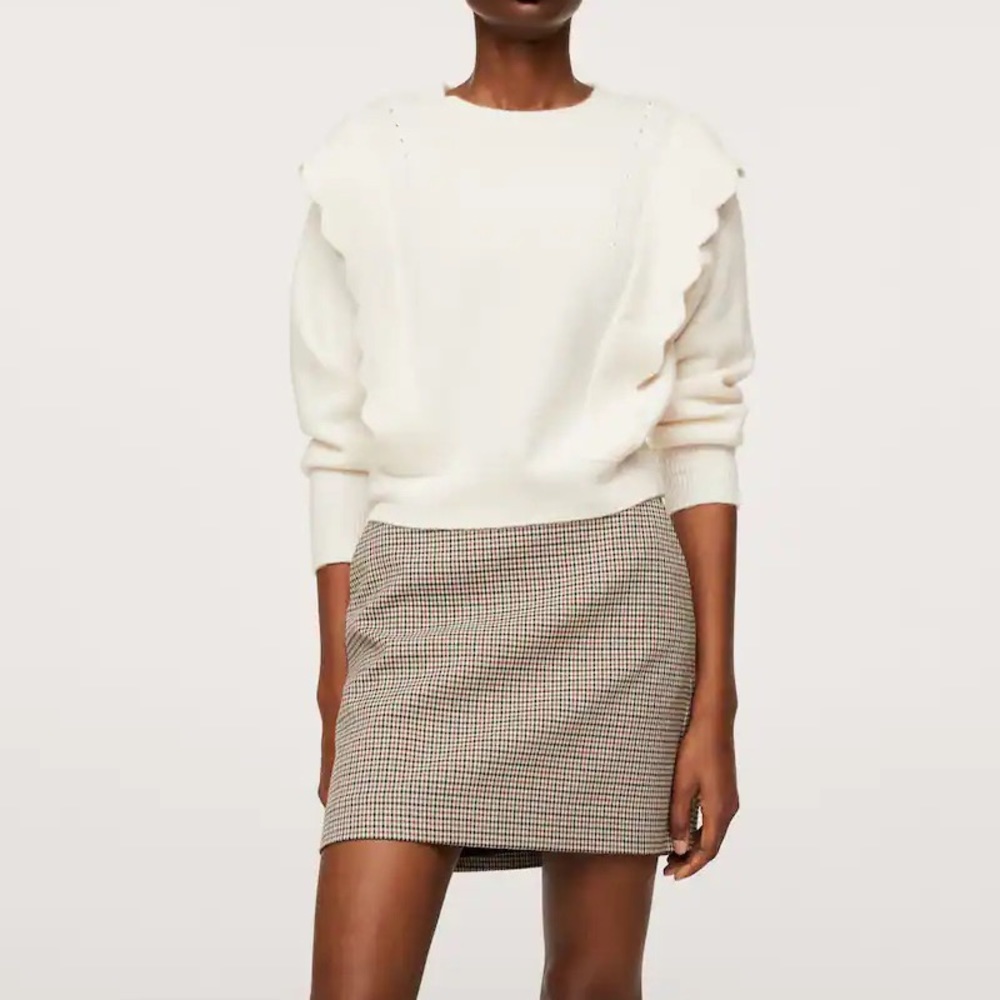 Mango NWT Ruffle Knitted Sweater size L